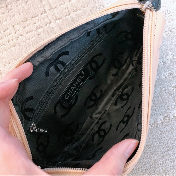 Chanel Cambon Quilted Pochette - Picture 4 of 8